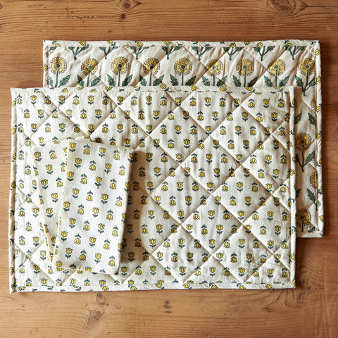 Reversible Yellow Floral Quilted Placemat