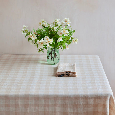 Crème Vintage Gingham Tablecloth