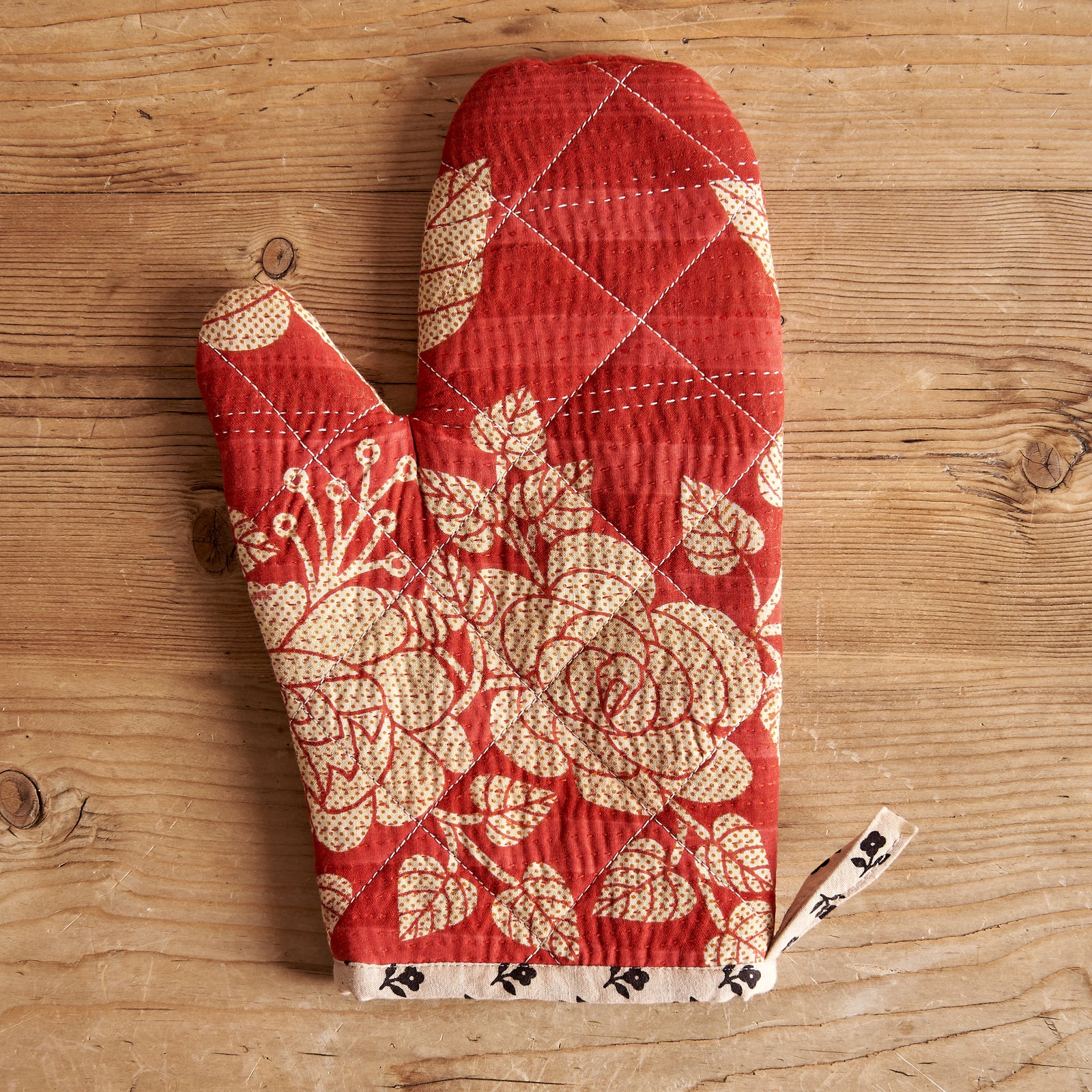 Kantha Quilt Oven Mitt Cutter Brooks