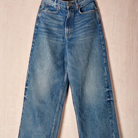 Elissa High-Waisted Jean