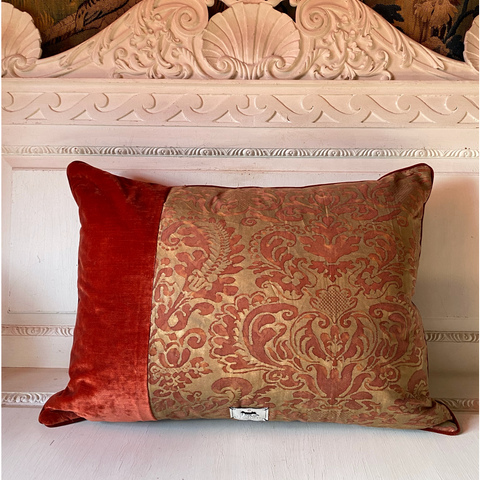 Bresdinière Cushion