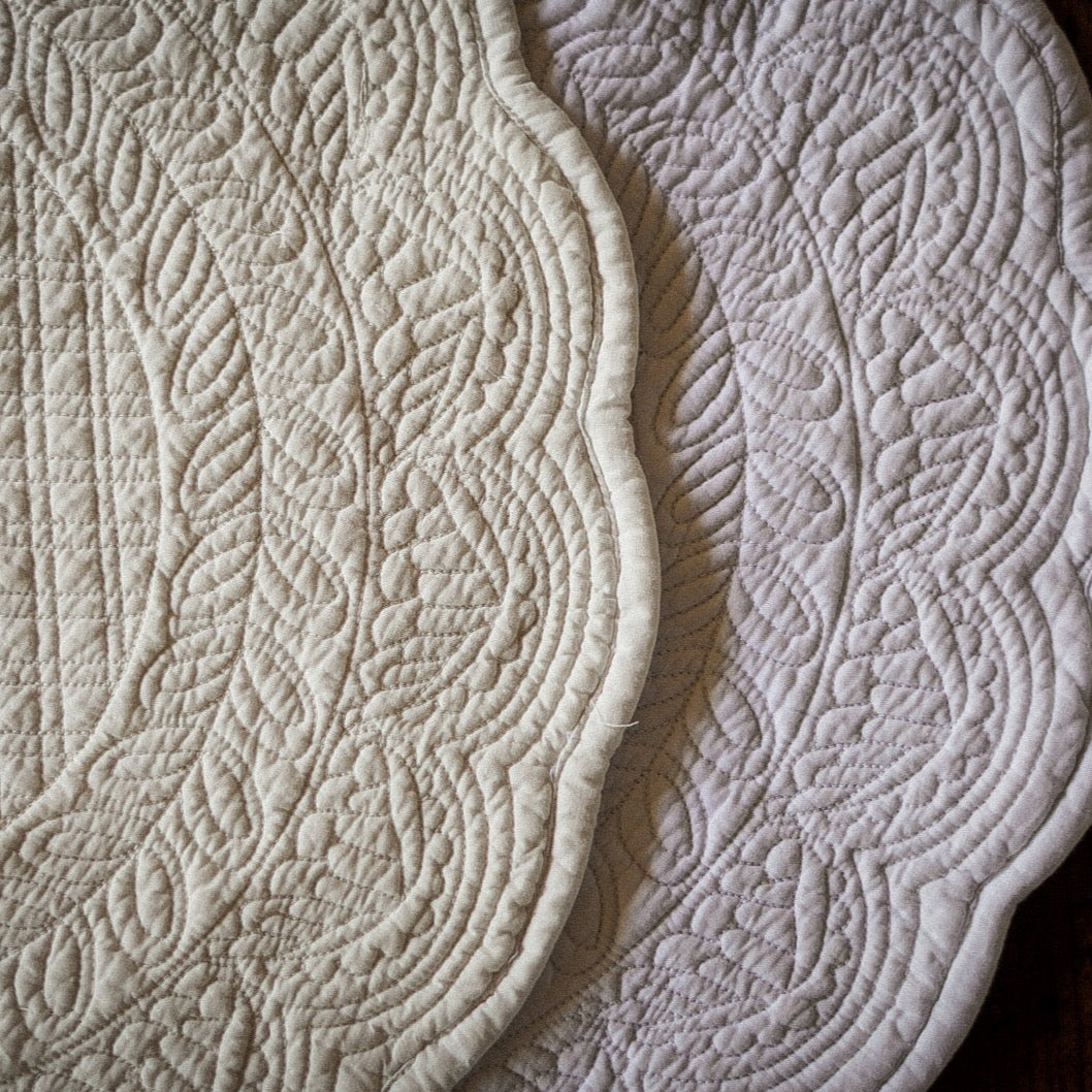 Scalloped Quilted Cotton Placemat