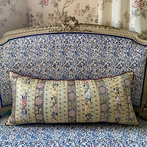 Aunais Cushion