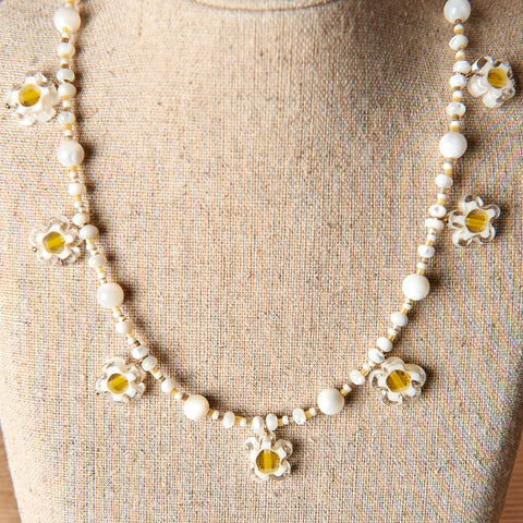 Daisy Beaded Necklace
