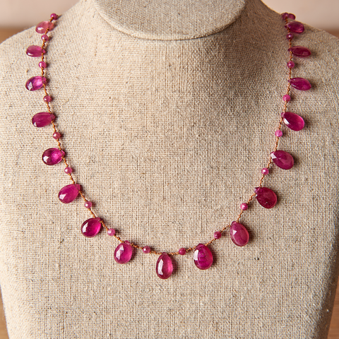 Primrose Sapphire Necklace